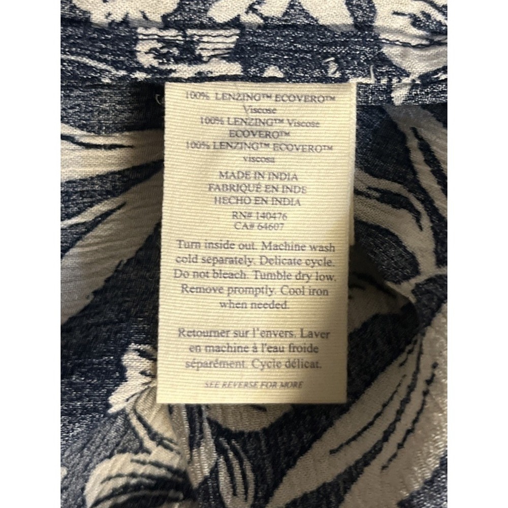 NWT FAHERTY Sz S Womens Camp Shirt Cabana Navy Canopy Floral Hawaiian Resort New - Picture 8 of 9